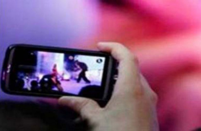 প্রেমিকার সঙ্গে শারীরিক সম্পর্কের ভিডিও করলেন দুলাভাই!