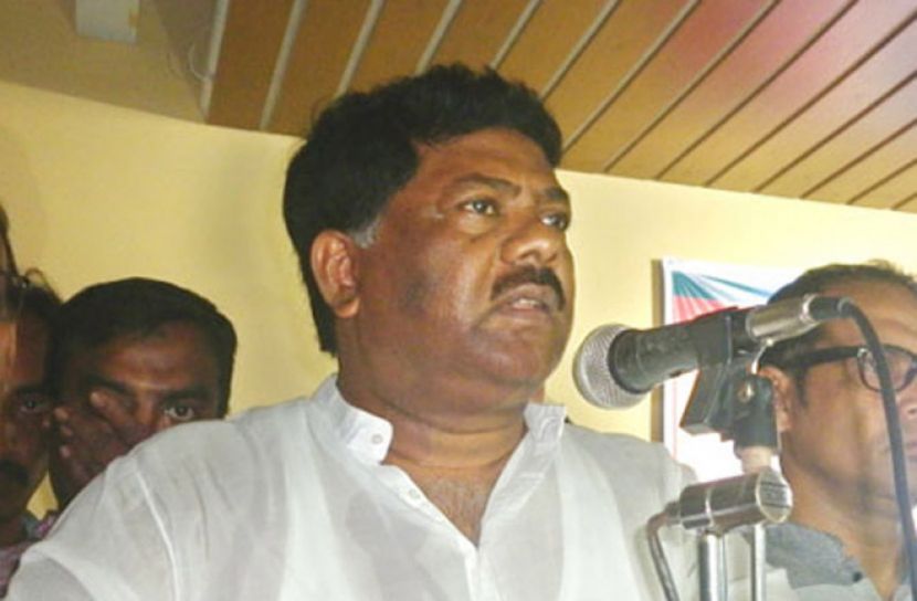 সরকারের পতন ঘটিয়ে জনগণের অধিকার প্রতিষ্ঠা করবো