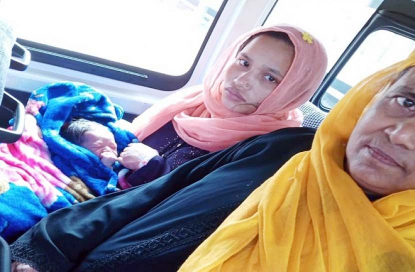 ভাসানচরে মায়ের কোলে প্রথম জন্ম নেয়া রোহিঙ্গা শিশু