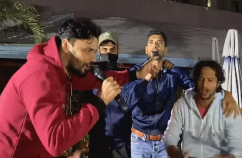 সোনারগাঁওয়ে পাগলের মেলা!