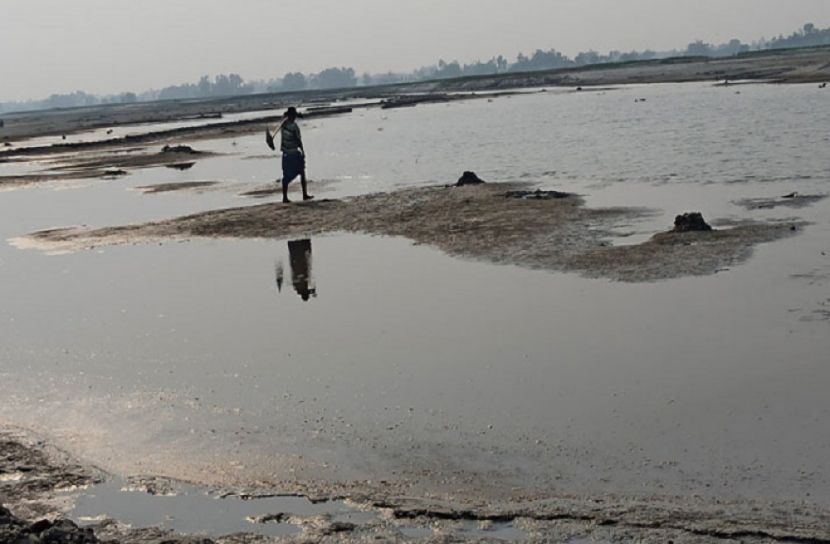 চলছে তিস্তার জেগে উঠা চর দখলের লড়াই