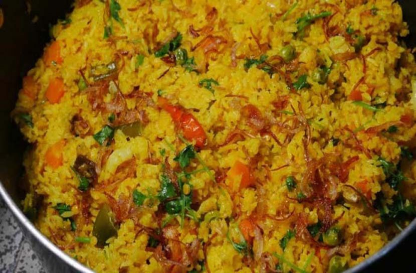 এই শীতে সবজি খিচুড়ি  