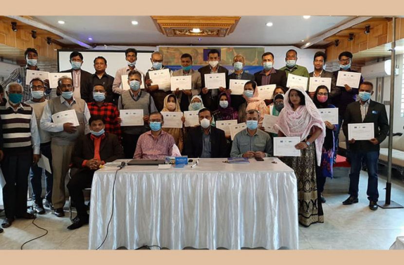 নিউজ নেটওয়ার্কের তৃতীয় ব্যাচের প্রশিক্ষণ কর্মশালার সমাপনী