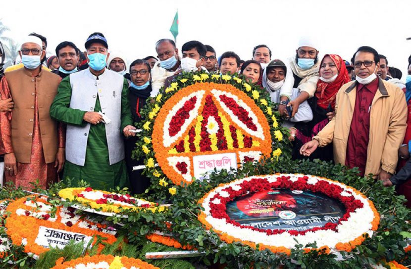 বিজয় দিবসে জাতির শ্রেষ্ঠ সন্তানদের শ্রদ্ধাভরে স্মরণ খুলনাবাসীর