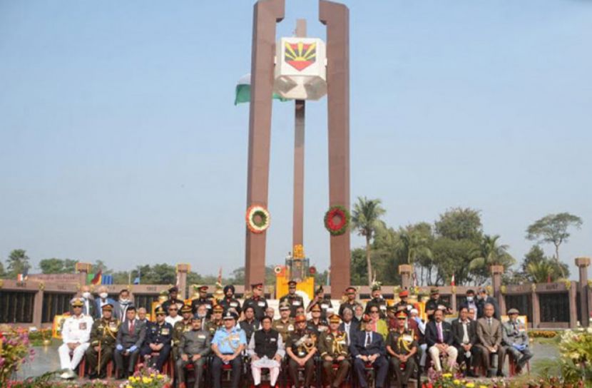 ৫০তম বিজয় দিবস উদযাপন করলো ভারতীয় সেনাবাহিনী