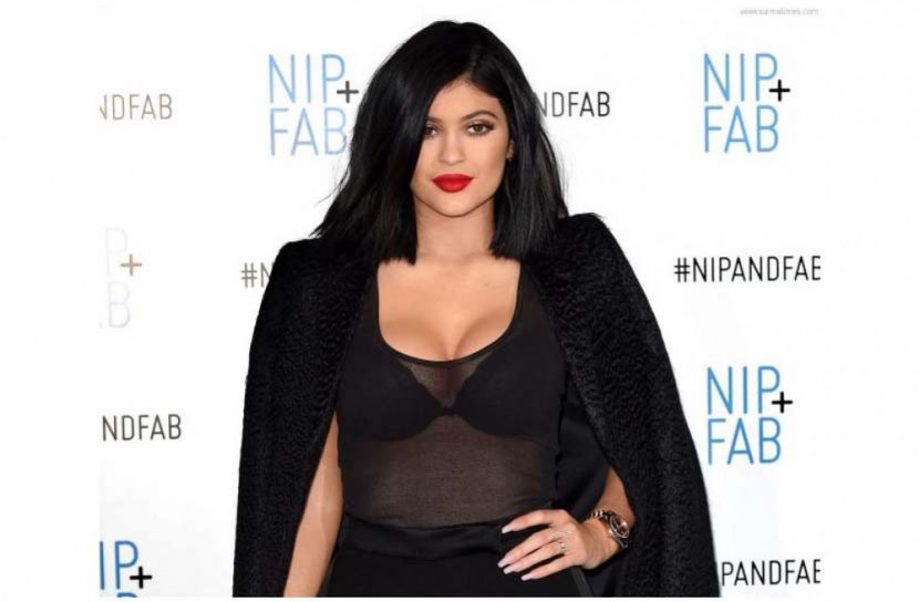 ফোর্বসের জরিপে শীর্ষে কাইলি জেনার