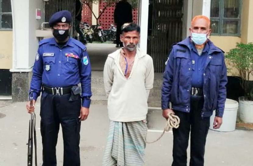 ৫শ টাকা না দেয়ায় মাকে হত্যা