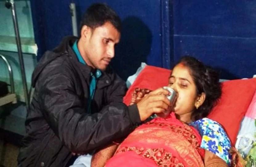 বিয়ের কয়েক ঘন্টা আগে পঙ্গু হলেও  কনেকে বিয়ে করলেন বর