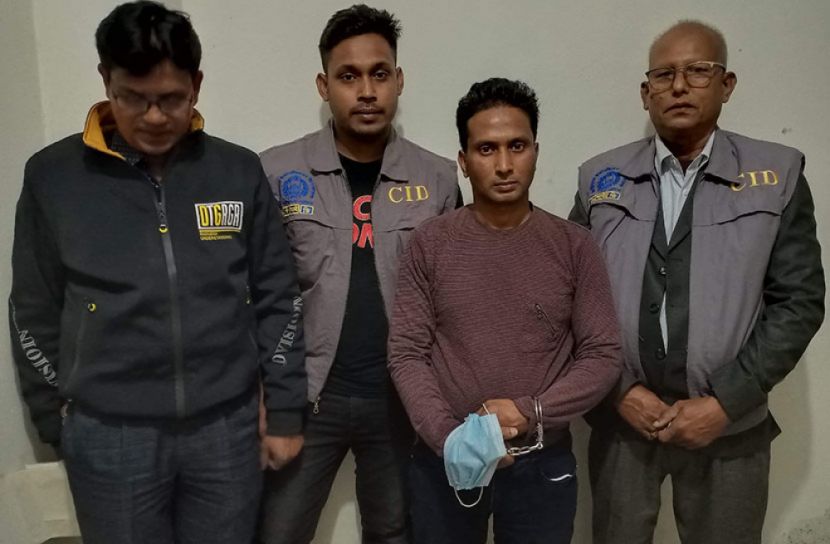 খুলনার ডুমুরিয়ায় সিআইডির অভিযানে প্রতারক গ্রেফতার