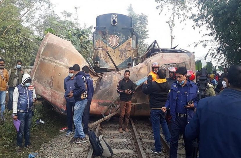 জয়পুরহাটের ট্রেন দুর্ঘটনায় তদন্ত কমিটি