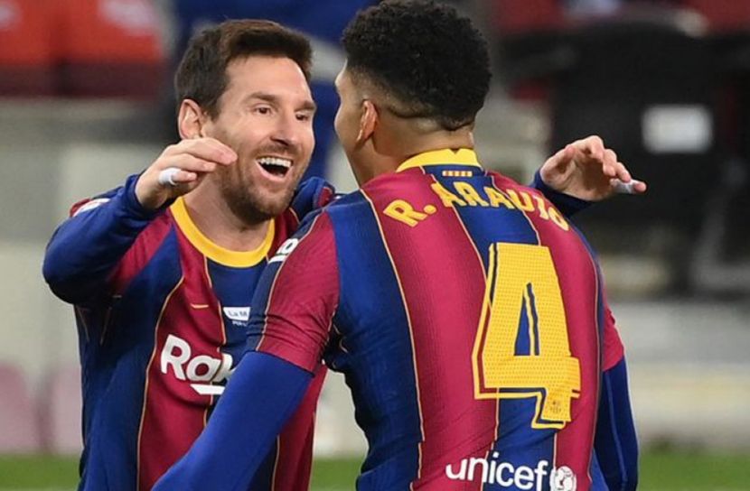 মেসির পেলে’কে ছোঁয়ার দিনে বার্সার ড্র