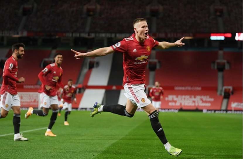 ইউনাইটেডের গোল উৎসব লিডসের জালে