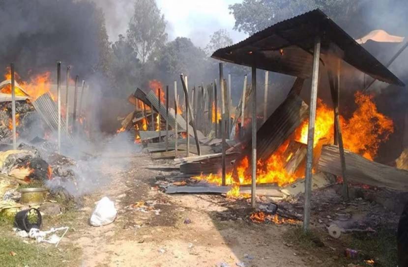 গাজীপুরে তুলার গোডাউন পুড়ে ছাই, মালিক পলাতক