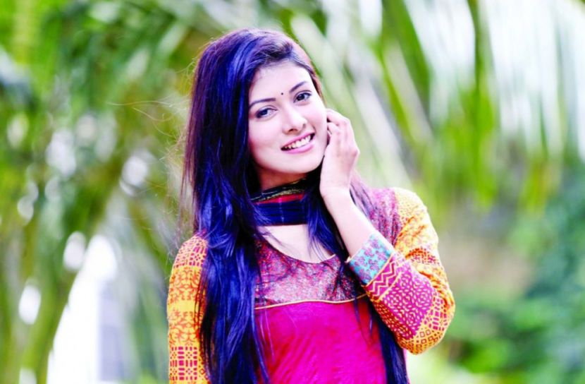 স্বামীর সঙ্গে কাজ করতে টয়ার অস্বস্তি