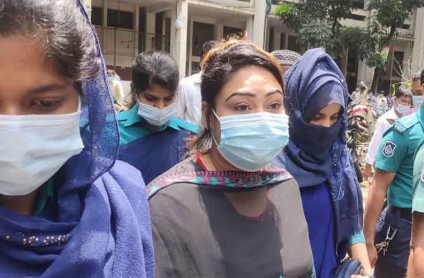 ফের ৩ দিনের রিমান্ডে পাপিয়া ও তার স্বামী