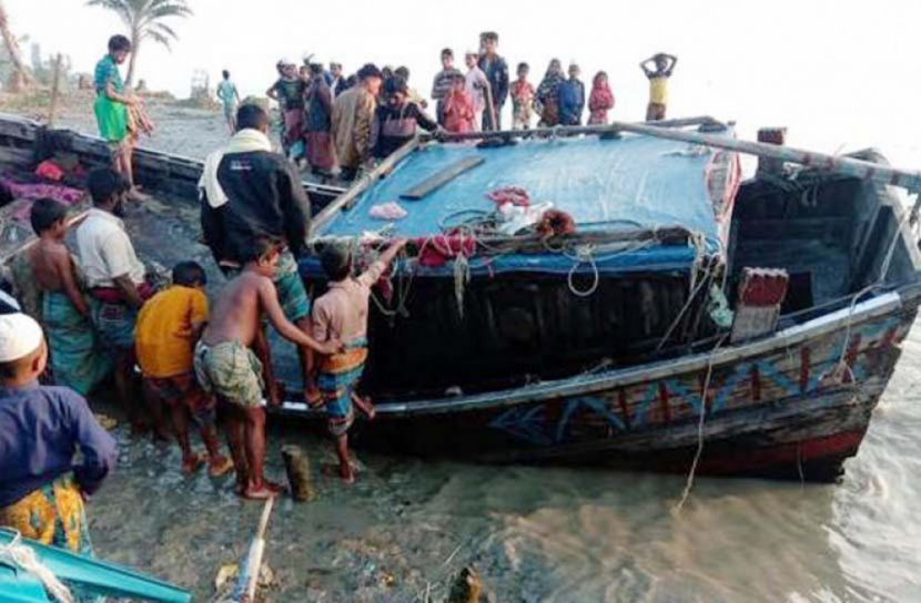 মেঘনায় ট্রলারডুবি: আরও এক শিশুর লাশ উদ্ধার
