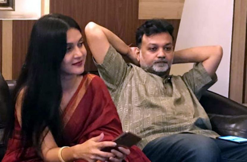 মিথিলা নেই, মন খারাপ সৃজিতের