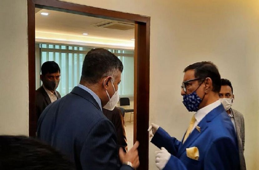 আ’লীগ কার্যালয় পরিদর্শনে ভারতীয় হাইকমিশনার