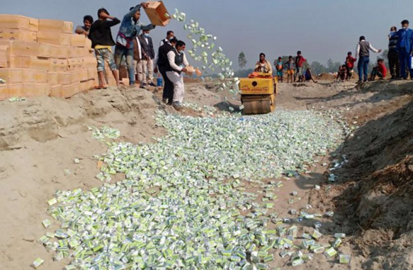 স্কুল ফিডিংয়ের বিস্কুট খেয়ে অসুস্থ শিক্ষার্থীরা, ৩ লাখ প্যাকেট ধ্বংস