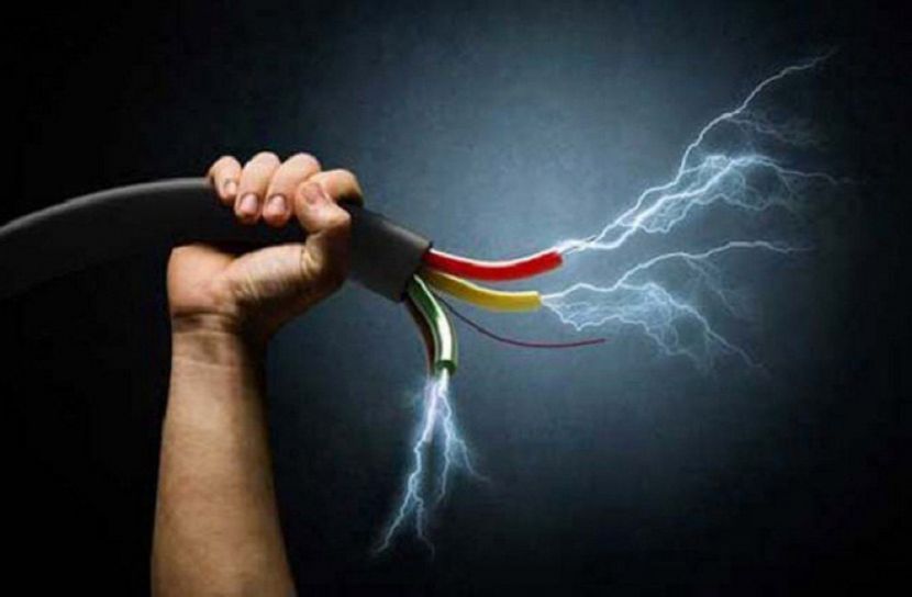 চট্টগ্রামে বিদ্যুৎস্পৃষ্ট হয়ে ২ শ্রমিকের মৃত্যু