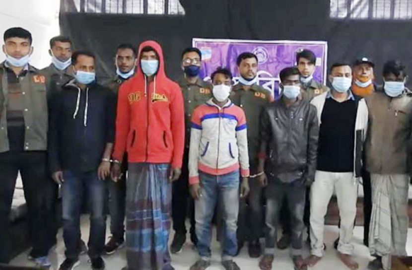 নড়াইলে পুলিশের বিশেষ অভিযানে গ্রেফতার ২০ 