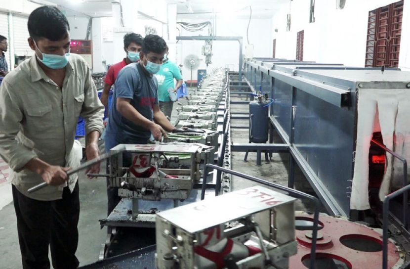 হুমকির মুখে ব্রাহ্মণবাড়িয়ার পাদুকা শিল্প