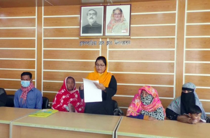 পরকীয়ার বলি হাছিনার মরদেহ উত্তোলন করে পুনঃতদন্তের দাবি