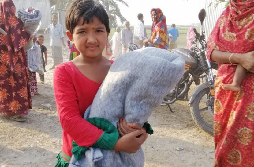 লালমনিরহাটে সার্চ ফর হিউম্যানিটির শীতবস্ত্র বিতরণ