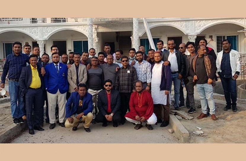 পিকনিক বা ডে আউটে পুরাতনকে বিদায় জানানোর প্রয়াস