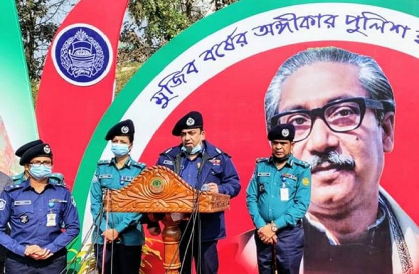 পুলিশ বাহিনীকে মাদক মুক্ত করার অভিযান চলবে : আইজিপি