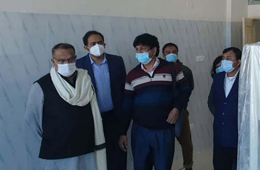 সাতক্ষীরা মেডিকেলে পিসিআর ল্যাব পরিদর্শনে এমপি রবি