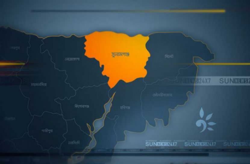 চলন্ত বাসে ধর্ষণচেষ্টায় হেলপার গ্রেফতার