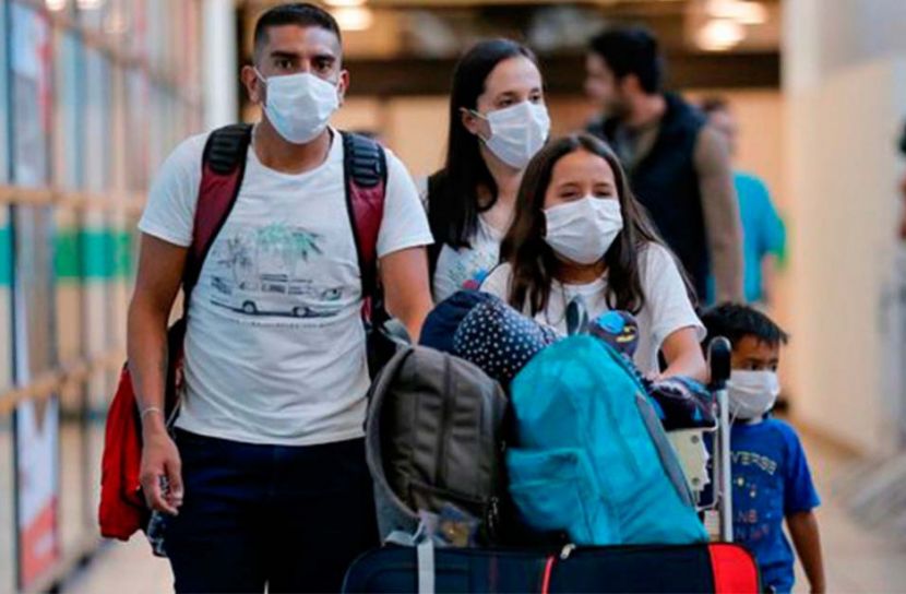 করোনামুক্ত সনদ নিয়ে দেশে ফিরছেন যাত্রীরা