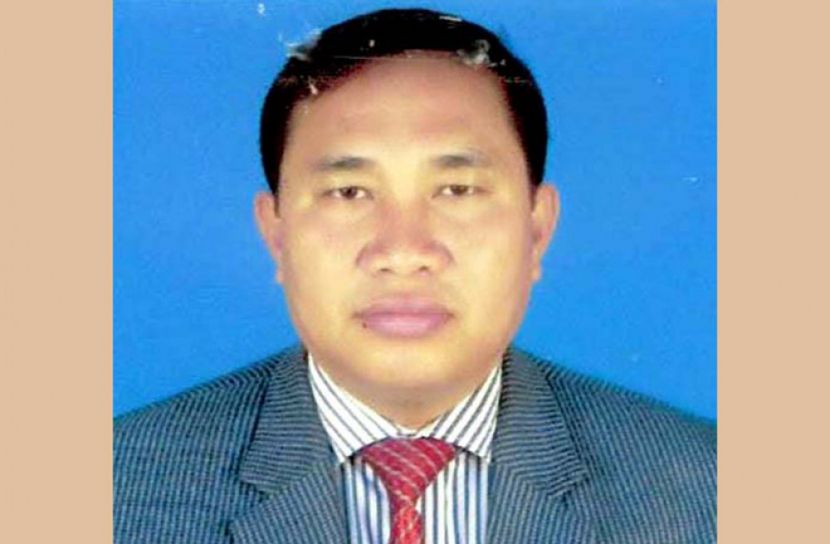 খাগড়াছড়ি আইনজীবী সমিতির সভাপতি  আশুতোষ চাকমা