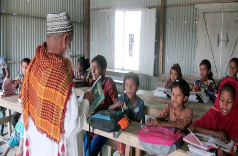 শিক্ষকশূন্য স্কুলে ৩ শতাধিক শিক্ষার্থী!