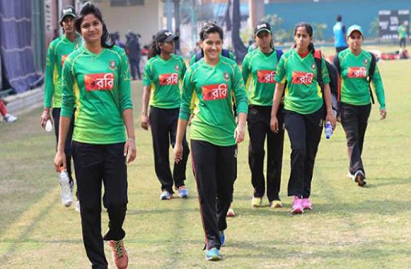 দীর্ঘ বিরতির পর মাঠে ফিরছেন নারী ক্রিকেটাররা