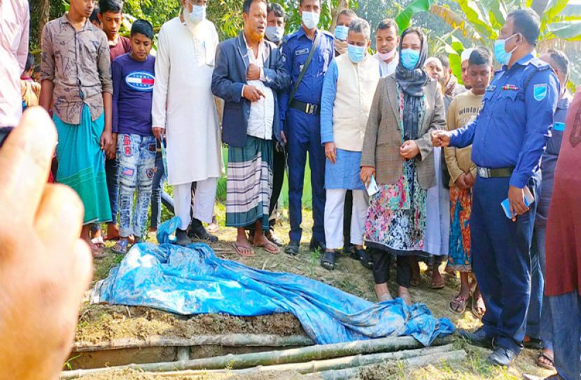 কবর থেকে ৭ কঙ্কাল চুরি