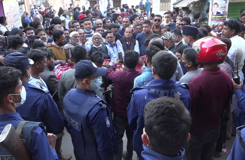 পুনরায় নির্বাচনের দাবিতে বিএনপি’র বিক্ষোভ 