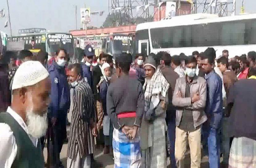 কিশোরগঞ্জে শ্রমিক নেতার মুক্তির দাবিতে বাস চলাচল বন্ধ