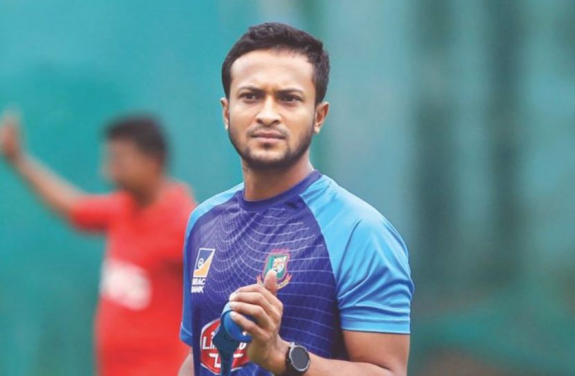 কাল দেশে ফিরছেন সাকিব