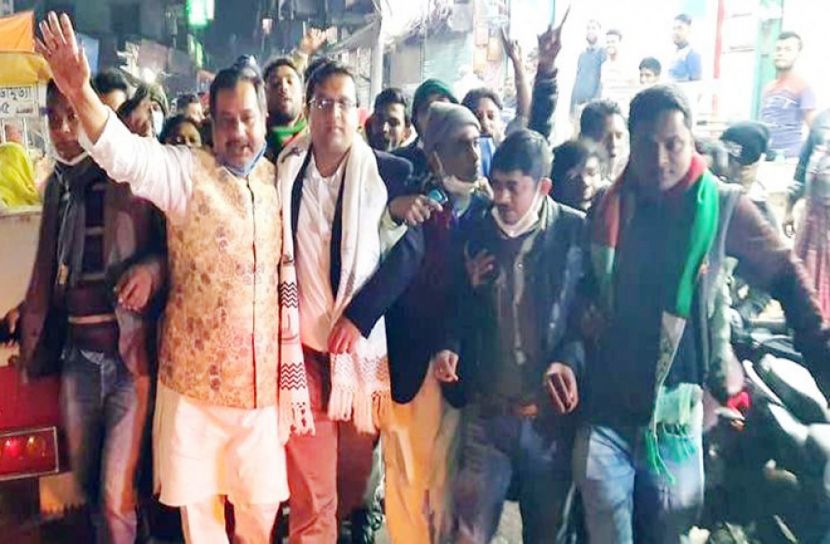 শরীয়তপুরে আ.লীগের প্রার্থীর পক্ষে মেয়রের গণসংযোগ