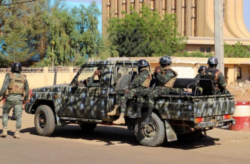 নাইজারে নিহতের সংখ্যা বেড়ে ১০০