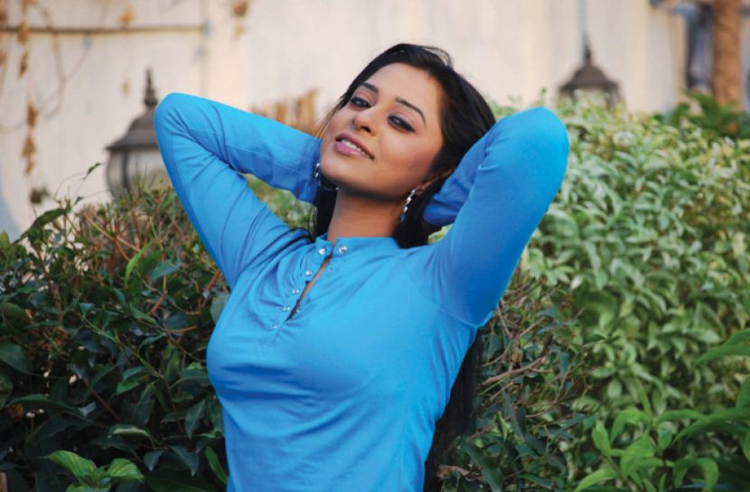 আওয়ামী লীগের কমিটিতে জ্যোতিকা 