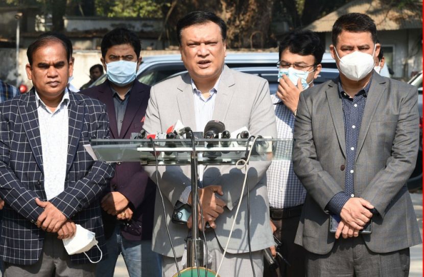 রাজধানীতে গাঁজা পরিবহনের অভিযোগে গ্রেফতার ২