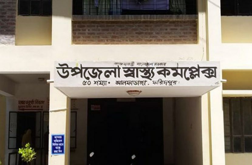 টিনের চাপায় ভ্যান চালকের মৃত্যু  