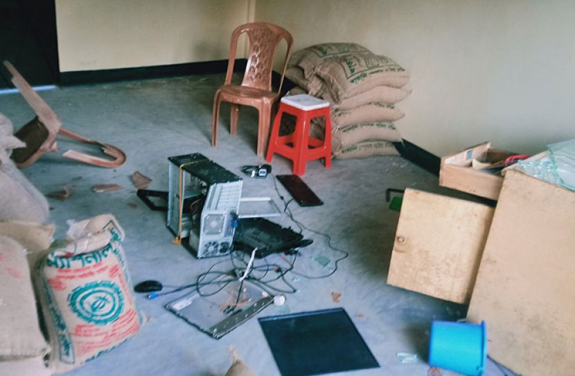 জামালপুরে সীমানা প্রাচীর নির্মাণ নিয়ে সংঘর্ষে আহত-৮