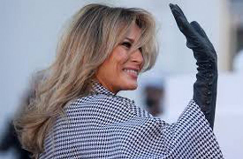 পার্লামেন্টে সহিংসতা, মেলানিয়ার পদত্যাগ