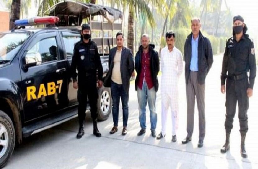 চট্টগ্রামে ২২ হাজার পিস ইয়াবাসহ আটক ৪