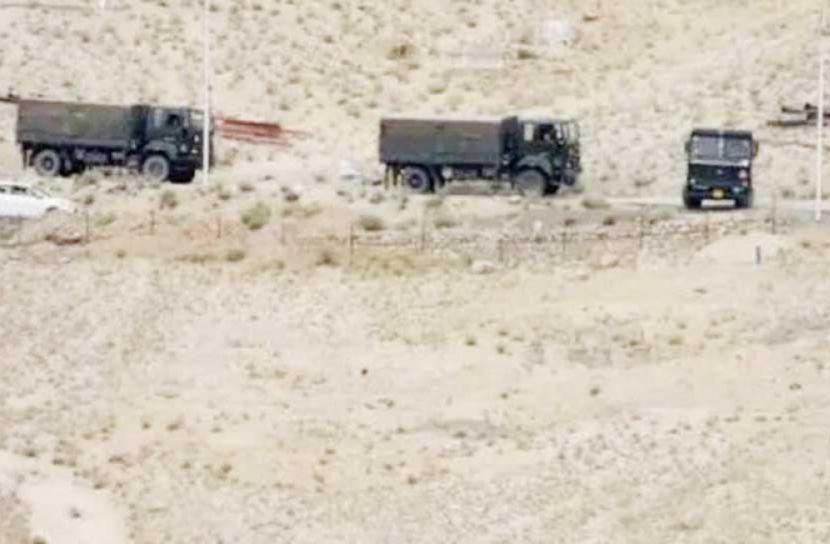 লাদাখ থেকে ১০ হাজার সেনা সরিয়ে নিল চীন