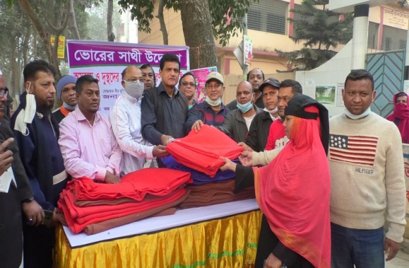 ব্রাহ্মণবাড়িয়ায় শীতার্তদের মাঝে শীতবস্ত্র বিতরণ 